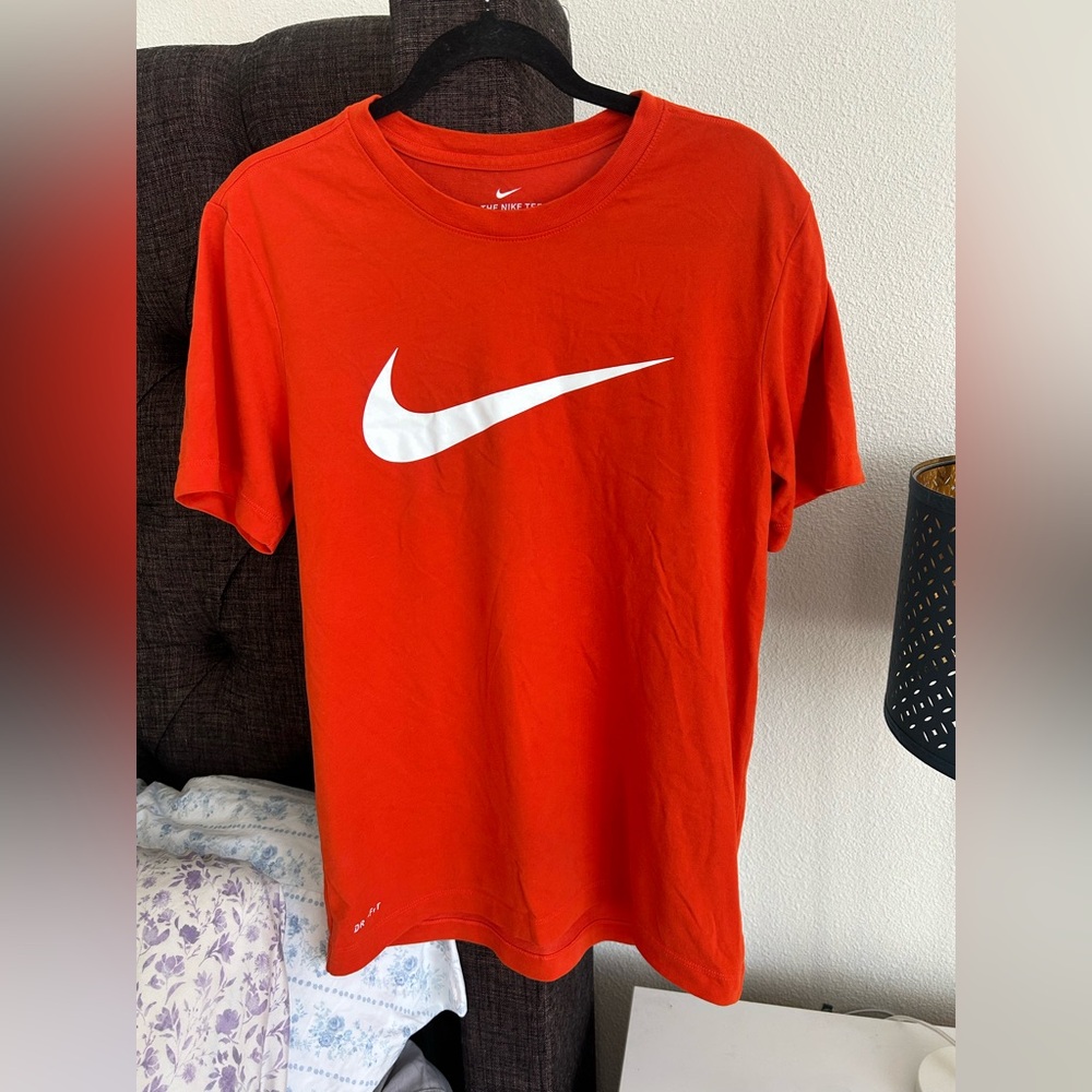 Nike Men's Vivid Orange Short Sleeve Tee